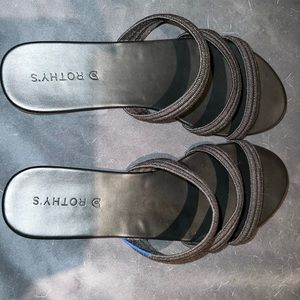 Rothys Black Triple Band Sandals size 12.5.